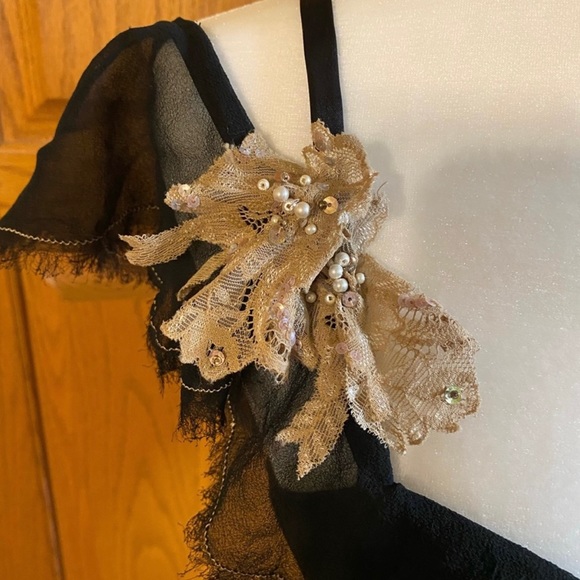 ♠️ MANDALAY GOLD LACE EMBROIDERY CORSET ♠️ - Picture 5 of 15